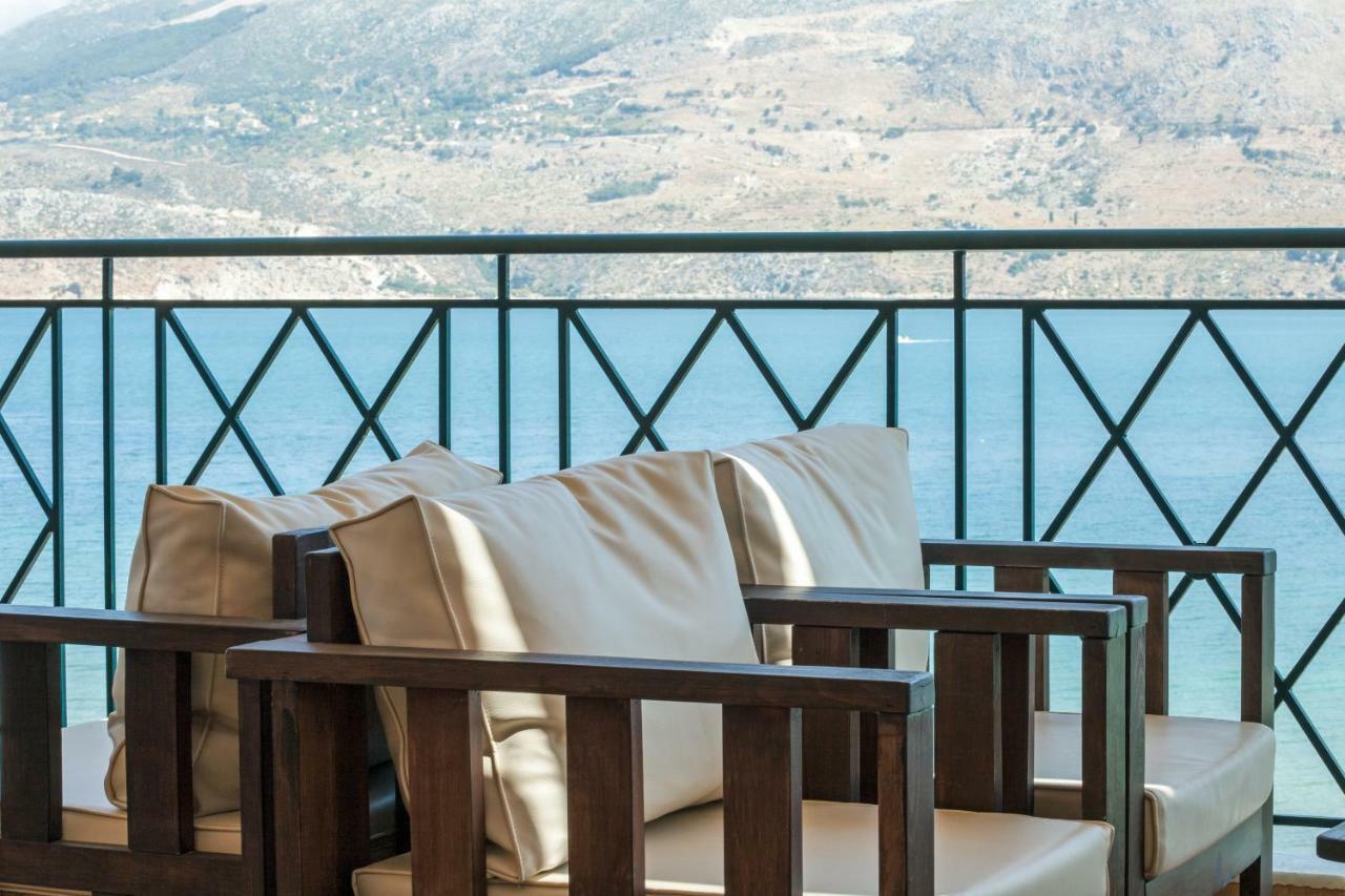 Lazaratos Hotel Kouvalata Exteriér fotografie